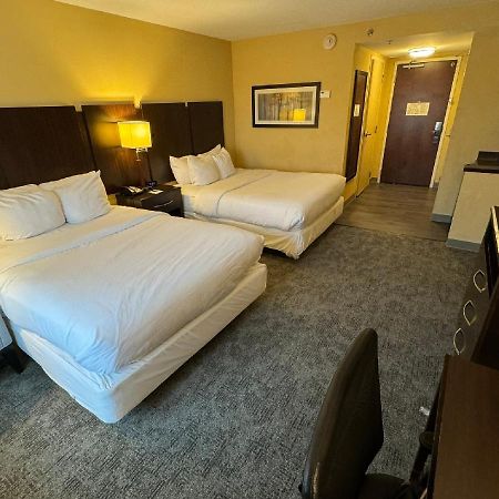 Comfort Inn & Suites Лексингтон-Парк Экстерьер фото