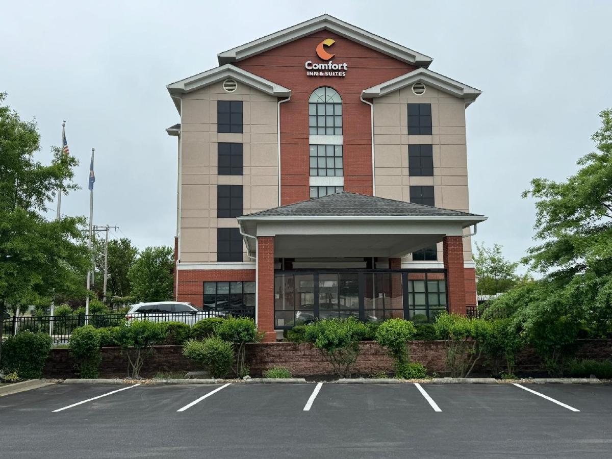 Comfort Inn & Suites Лексингтон-Парк Экстерьер фото