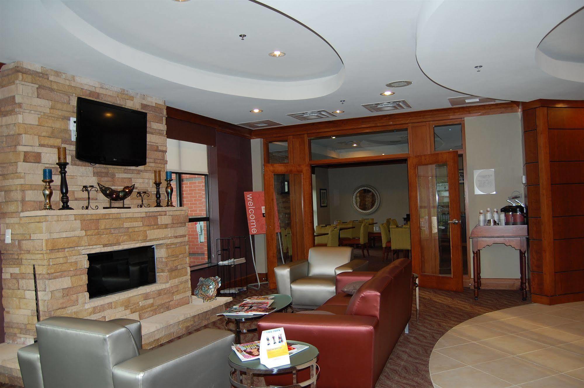 Comfort Inn & Suites Лексингтон-Парк Экстерьер фото